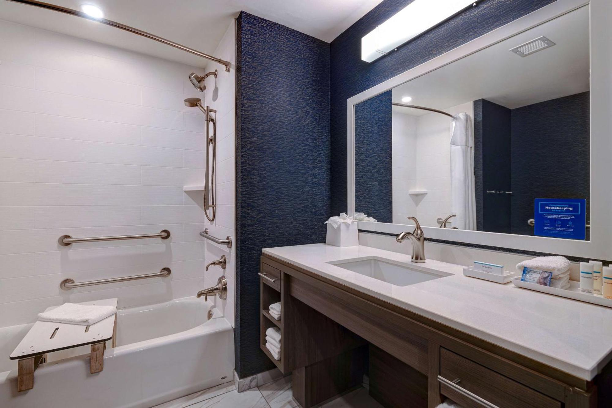 Home2 Suites By Hilton Nashville Downtown-Metrocenter Екстер'єр фото