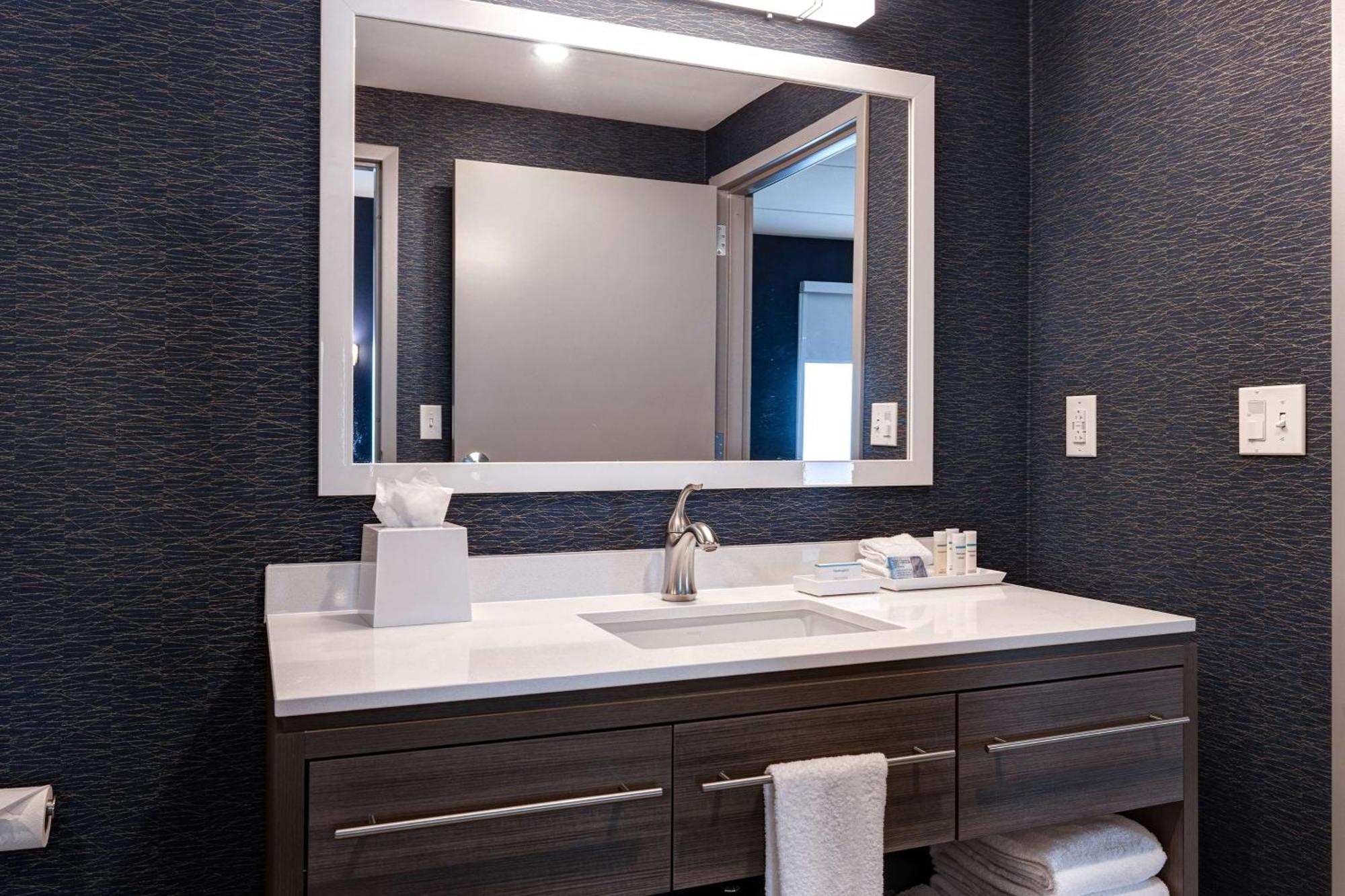Home2 Suites By Hilton Nashville Downtown-Metrocenter Екстер'єр фото