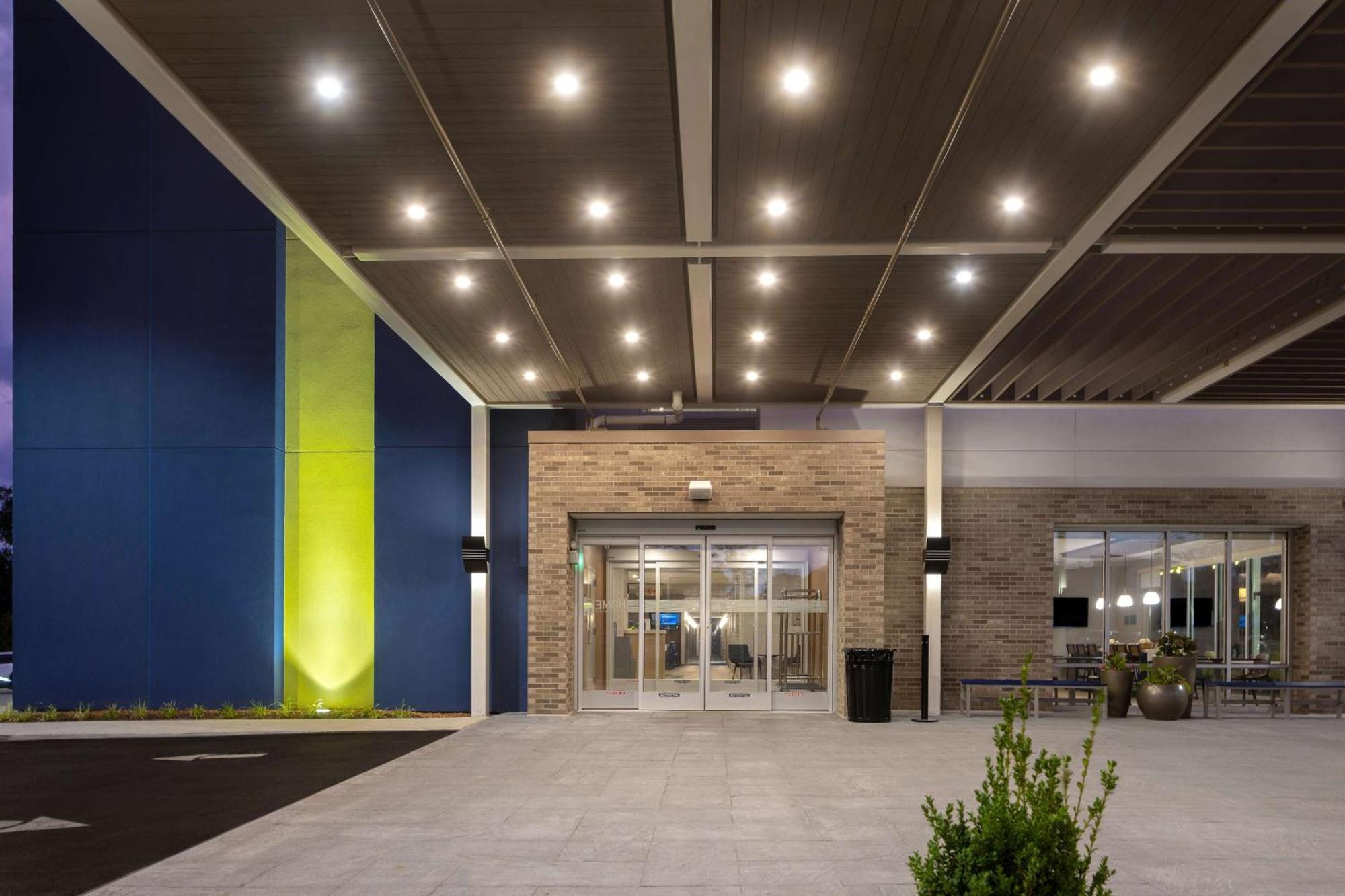 Home2 Suites By Hilton Nashville Downtown-Metrocenter Екстер'єр фото